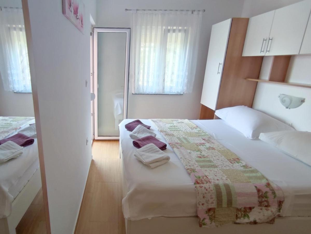 Marta Apartment *