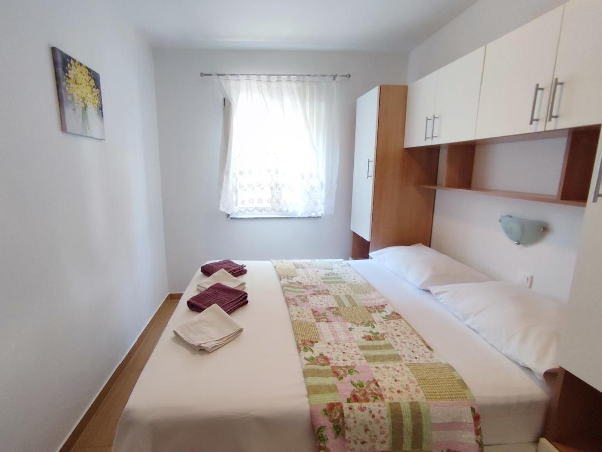 Apartment Marta *